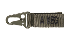 WARAGOD karabiner vércsoportjel A- negative, olívazöld