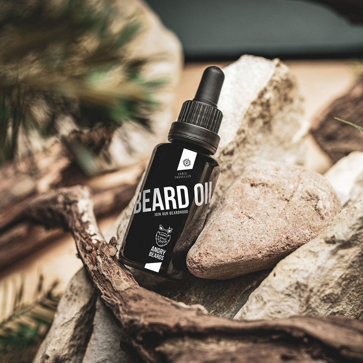 ANGRY BEARDS Christopher The Traveller szakállolaj és bajuszolaj 30 ml