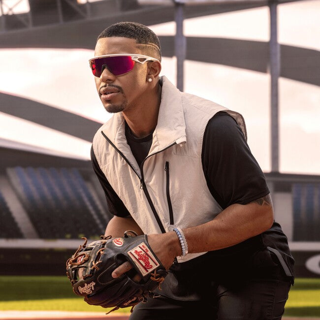 Oakley SPHAERA napszemüveg Matte White kerettel és Prizm Field lencsékkel, 36