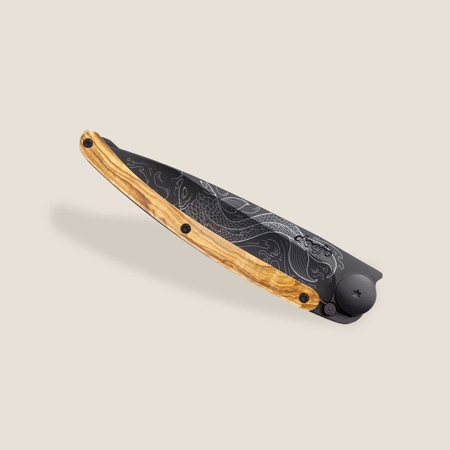 Deejo Tattoo összecsukható kés Black olive wood Pisces