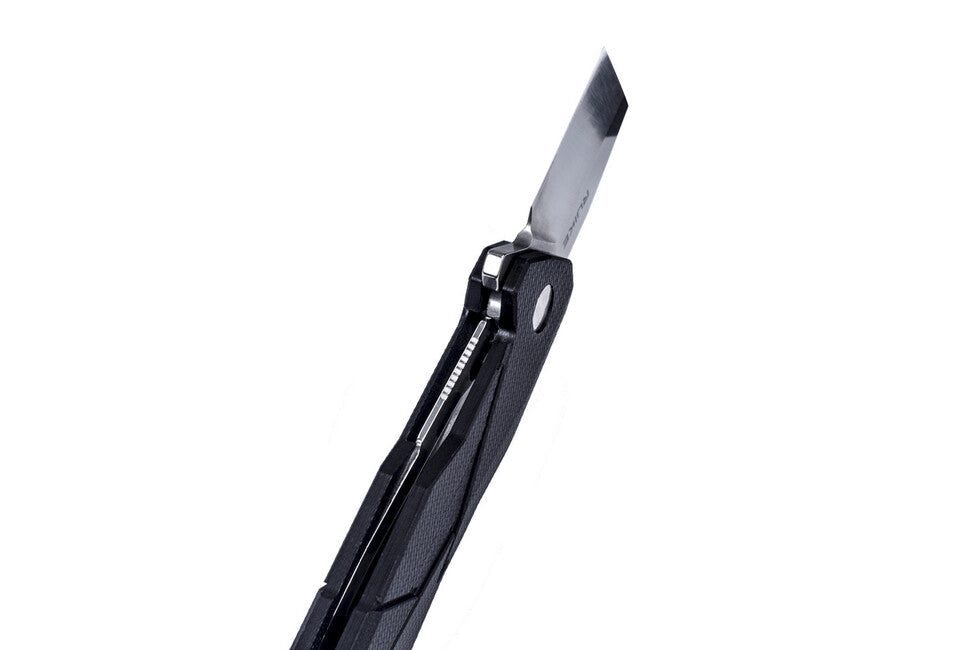 Ruike P138 kés, fekete