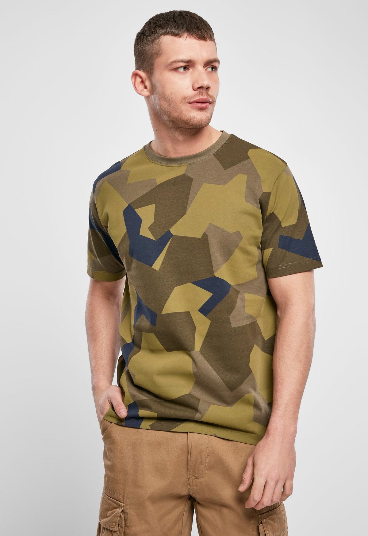 Brandit M90 tričko, swedish camo