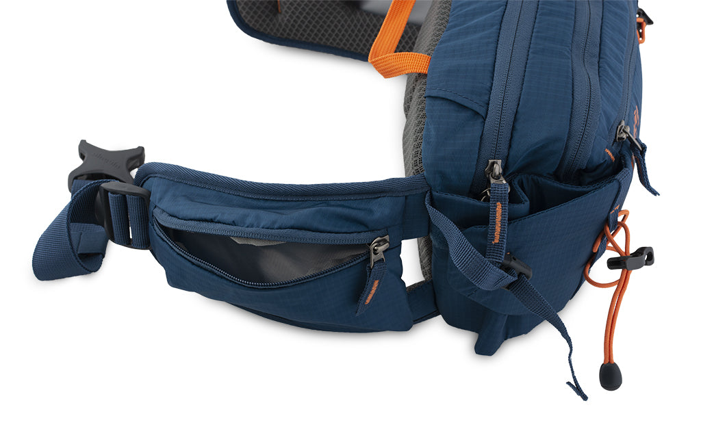 Pinguin Drift 5 övtáska Nylon, 5 L, fekete