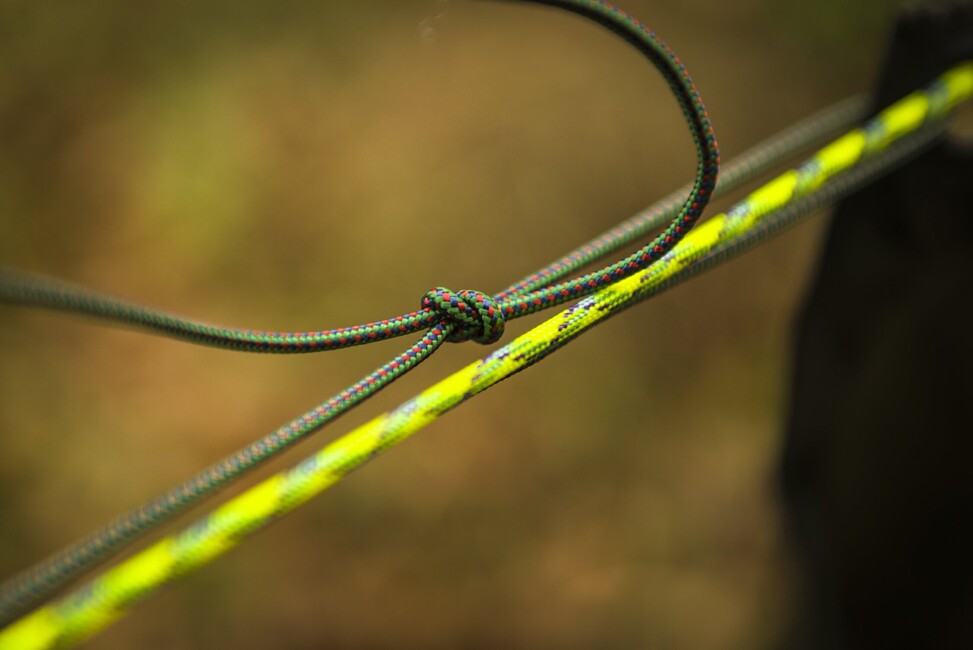 ATWOOD® 275 kötél 100 láb TAC48PACK VC, neon sárga és fekete csíkok