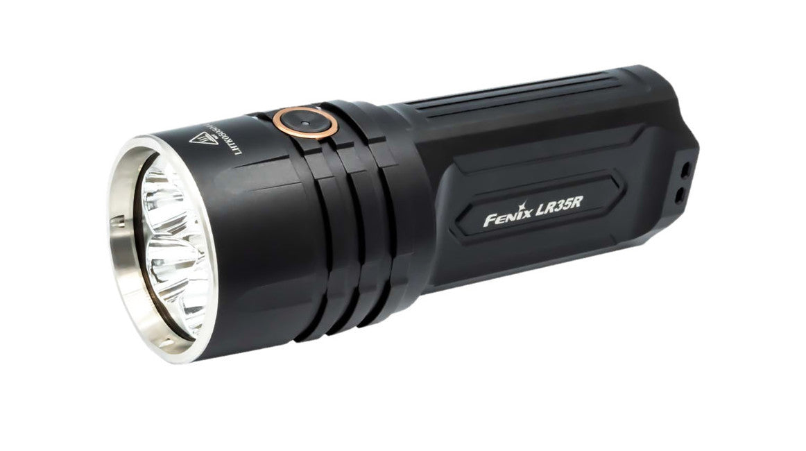 Fenix LR35R újratölthető lámpa
