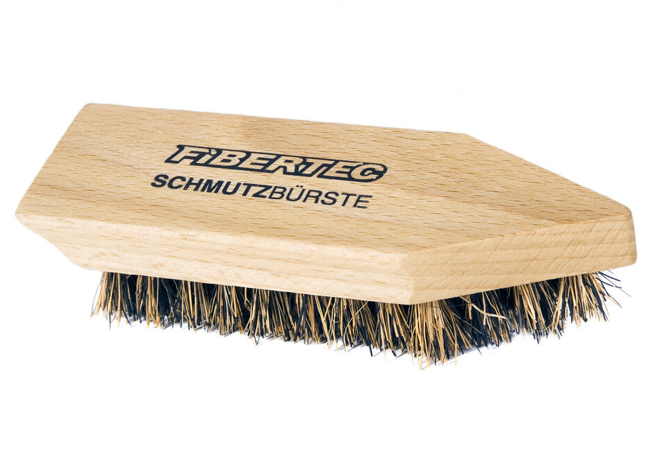 Fibertec Dirt Brush kefe növényi sörtékből