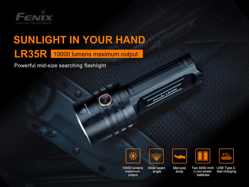 Fenix LR35R újratölthető lámpa