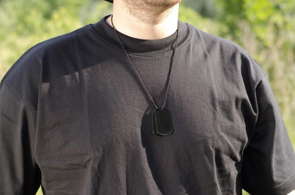 MFH Dog-Tags kutyajelvény lánccal, fekete