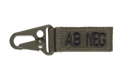 WARAGOD karabiner vércsoportjel AB- negatív, olívazöld