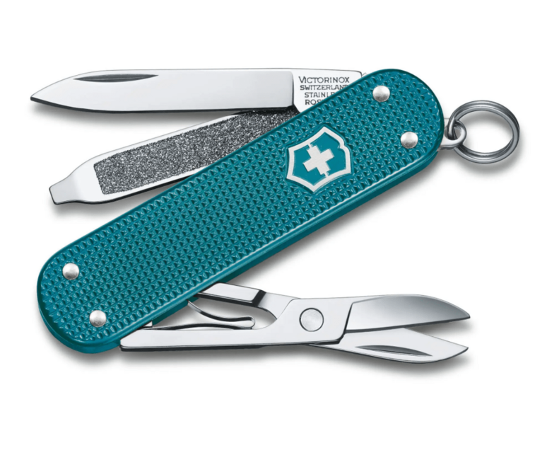 Victorinox Classic Colors Alox Wild Jungle multifunkciós kés 58 mm, türkiz, 5 funkció
