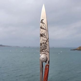 Deejo összecsukható kés Tattoo Corsair coralwood