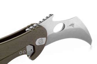 Lionsteel KARAMBIT típusú kés, amelyet az Emerson Design céggel együttműködésben fejlesztettek ki. L.E. ONE 1 A GS Zöld/köves mosott