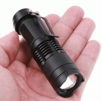 UV LED-es zseblámpa, újratölthető katonai zoom, 10 cm